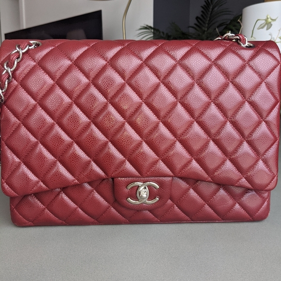 Chanel Maxi burgundy red caviar silver double flap - Picture 14 of 14